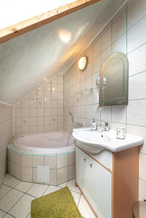 Penzion Mlynarov Dvor Dubrava Extérieur photo